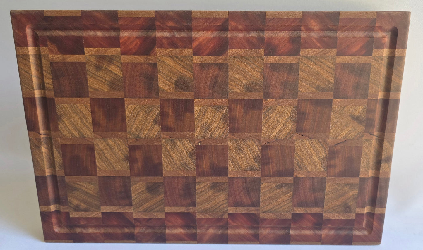 End Grain Mixed Hardwood Butchers Block (394 x 264 x 35mm)