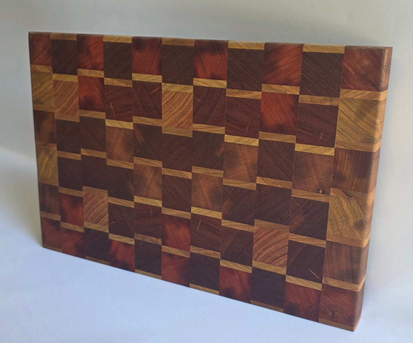 End Grain Mixed Hardwood Butchers Block (394 x 264 x 35mm)