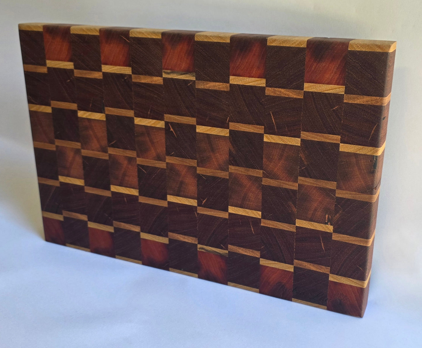 End Grain Mixed Hardwood Butchers Block (394 x 264 x 35mm)